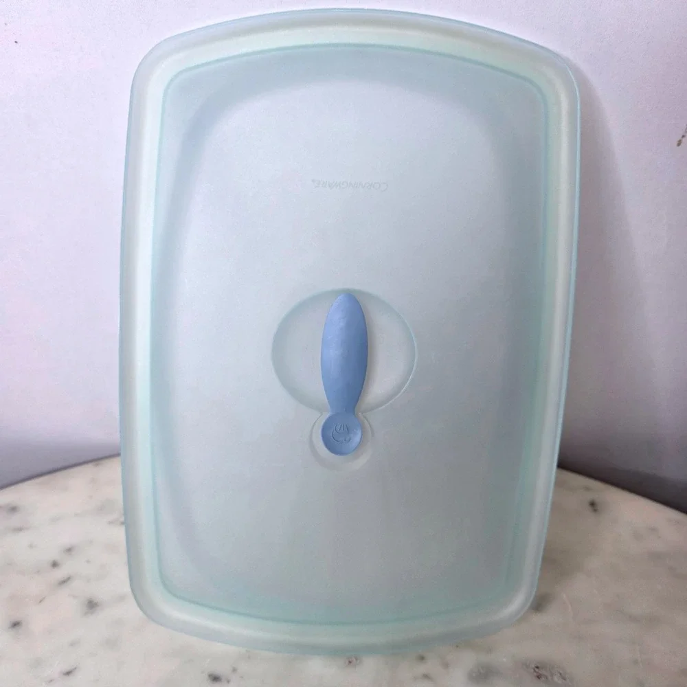 CorningWare CW 13-VPC Vented Plastic Lid Replacement Blue 13.5x9.25 Inch